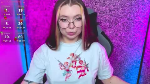 Snapshot of carolinareaperr chatting on 20, 9, 2025 Ask me better xx online show from 20, 9, 2025