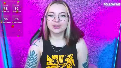 Snapshot of carolinareaperr chatting on 28, 9, 2025 Ask me better xx online show from 28, 9, 2025