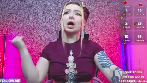 Snapshot of carolinareaperr chatting on 16, 10, 2025 Ask me better xx online show from 16, 10, 2025