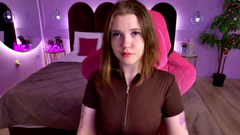 Snapshot of carolinasherry chatting on 25, 5, 2026 carolinasherry online show from 25, 5, 2026
