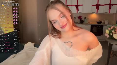 Snapshot of caroline_kiparis chatting on 9, 2, 2025 Caro online show from 9, 2, 2025