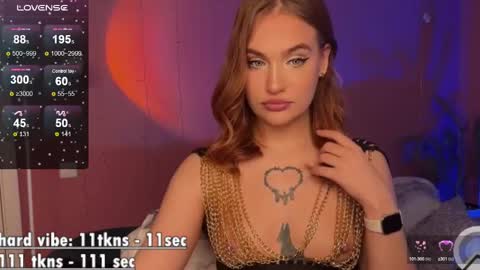 Snapshot of caroline_kiparis chatting on 6, 3, 2025 Caro online show from 6, 3, 2025