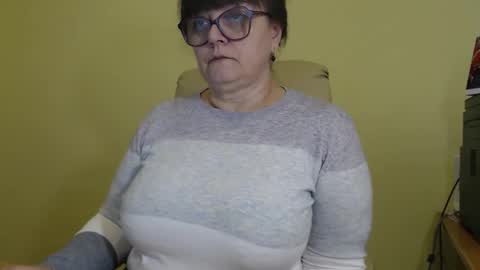 CarolineDream  online show from 15, 10, 2025