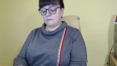 CarolineDream  online show from 1, 12, 2025