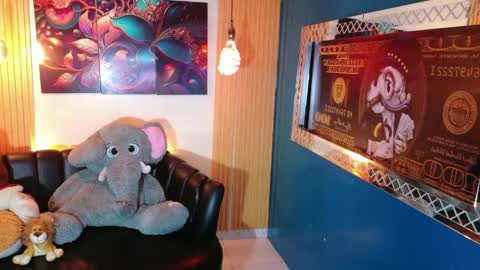 carolinejesh online show from 30, 5, 2026