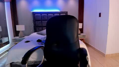 Snapshot of carolinemiller1 chatting on 24, 5, 2026 Caro online show from 24, 5, 2026