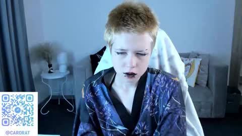 Snapshot of carolinerichter chatting on 19, 9, 2025 CarolineRichter online show from 19, 9, 2025