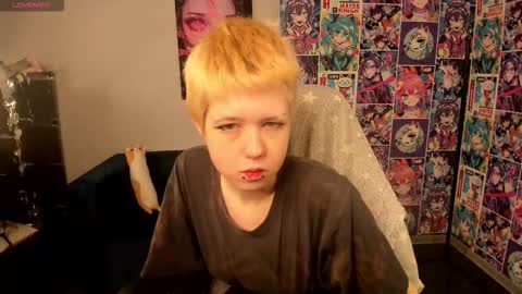 Snapshot of carolinerichter chatting on 13, 10, 2025 CarolineRichter online show from 13, 10, 2025