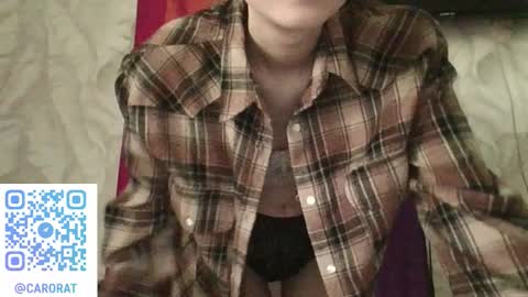 Snapshot of carolinerichter chatting on 14, 10, 2025 CarolineRichter online show from 14, 10, 2025