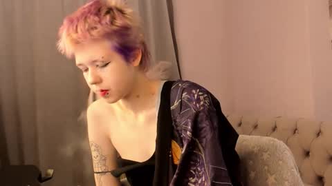 Snapshot of carolinerichter chatting on 18, 10, 2025 CarolineRichter online show from 18, 10, 2025