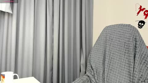 Snapshot of carolinerichter chatting on 2, 11, 2025 CarolineRichter online show from 2, 11, 2025