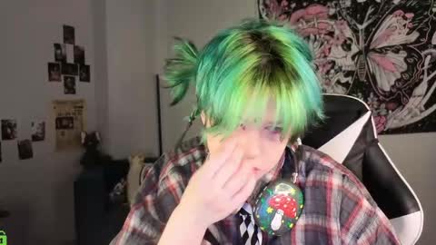 Snapshot of carolinerichter chatting on 25, 4, 2026 CarolineRichter online show from 25, 4, 2026