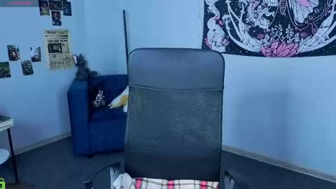 Snapshot of carolinerichter chatting on 17, 5, 2026 CarolineRichter online show from 17, 5, 2026