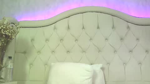 carolinesampaio online show from 15, 11, 2025