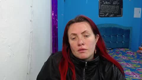 Carolinhe  online show from 4, 2, 2026