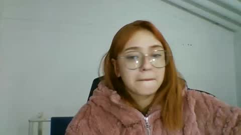 Snapshot of carolinnapinkman chatting on 31, 5, 2026 carolinnapinkman online show from 31, 5, 2026