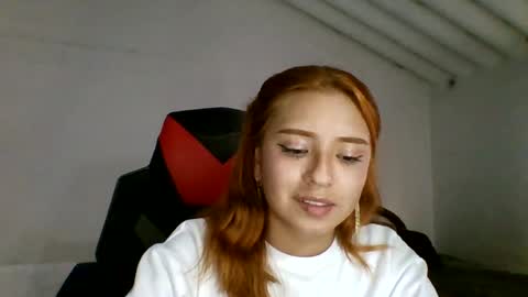Snapshot of carolinnapinkman chatting on 9, 7, 2026 carolinnapinkman online show from 9, 7, 2026