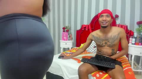 Snapshot of caroyandy chatting on 5, 8, 2026 caroyandy online show from 5, 8, 2026