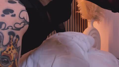 Casandra  online show from 24, 1, 2025