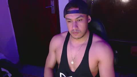 Snapshot of casas_oom chatting on 8, 2, 2025      online show from 8, 2, 2025