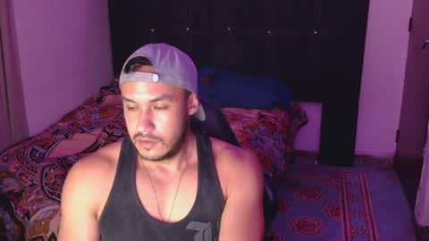 Snapshot of casas_oom chatting on 25, 9, 2025      online show from 25, 9, 2025