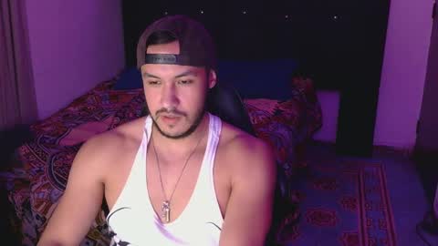 Snapshot of casas_oom chatting on 28, 9, 2025      online show from 28, 9, 2025