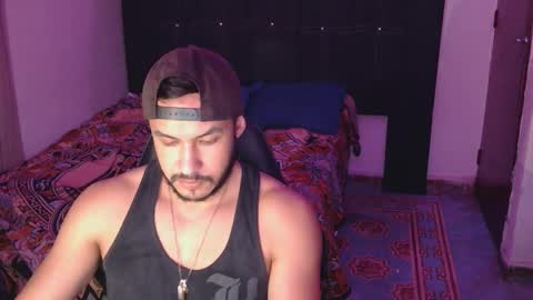 Snapshot of casas_oom chatting on 11, 10, 2025      online show from 11, 10, 2025