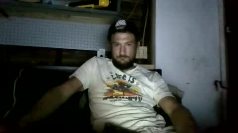 Snapshot of caseyjmcd22 chatting on 19, 11, 2025 okiedadd online show from 19, 11, 2025