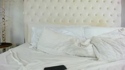 casey kisses online show from 30, 1, 2025