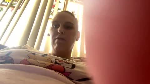 Cash Couple online show from 23, 9, 2025