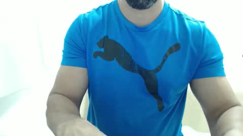 Snapshot of cashmastermuscle77 chatting on 16, 5, 2026 cashmastermuscle77 online show from 16, 5, 2026