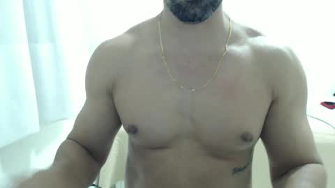 Snapshot of cashmastermuscle77 chatting on 26, 5, 2026 cashmastermuscle77 online show from 26, 5, 2026