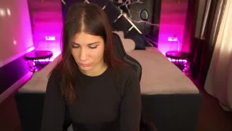 Snapshot of cassandragood chatting on 14, 11, 2025 Lena online show from 14, 11, 2025