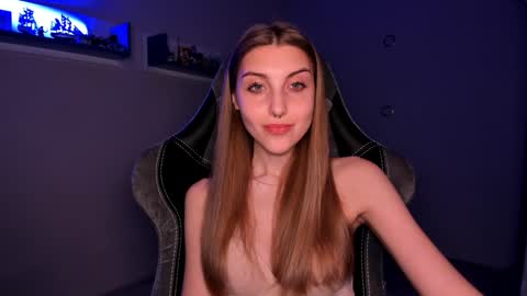 Snapshot of cassiablade1 chatting on 9, 1, 2025 Seductress Cassia FINDOM AND SADISM NO NUDE online show from 9, 1, 2025