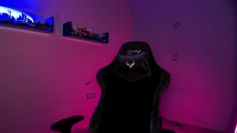 Snapshot of cassiablade1 chatting on 18, 1, 2025 Seductress Cassia FINDOM AND SADISM NO NUDE online show from 18, 1, 2025