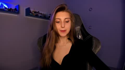 Snapshot of cassiablade1 chatting on 27, 1, 2025 Seductress Cassia FINDOM AND SADISM NO NUDE online show from 27, 1, 2025