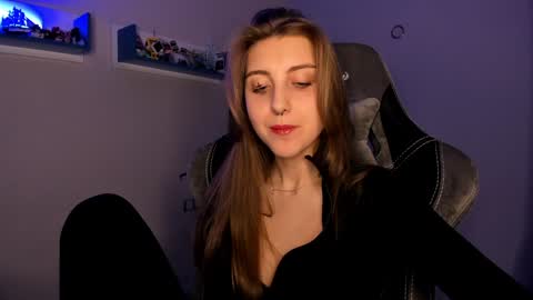 Snapshot of cassiablade1 chatting on 27, 1, 2025 Seductress Cassia FINDOM AND SADISM NO NUDE online show from 27, 1, 2025