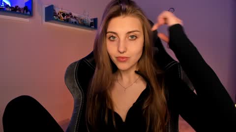 Snapshot of cassiablade1 chatting on 28, 1, 2025 Seductress Cassia FINDOM AND SADISM NO NUDE online show from 28, 1, 2025