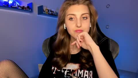 Snapshot of cassiablade1 chatting on 21, 2, 2025 Seductress Cassia FINDOM AND SADISM NO NUDE online show from 21, 2, 2025