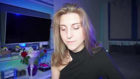 Snapshot of cassiablade1 chatting on 12, 9, 2025 Seductress Cassia FINDOM AND SADISM NO NUDE online show from 12, 9, 2025