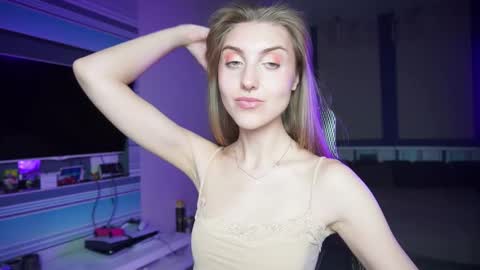 Snapshot of cassiablade1 chatting on 22, 9, 2025 Seductress Cassia FINDOM AND SADISM NO NUDE online show from 22, 9, 2025