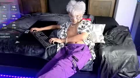 Snapshot of cassidykayde chatting on 27, 9, 2025 cassidykayde online show from 27, 9, 2025