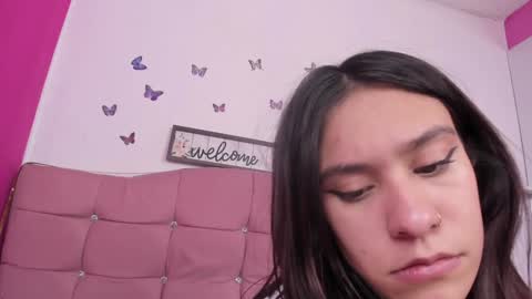 Cassie Jones online show from 22, 12, 2024