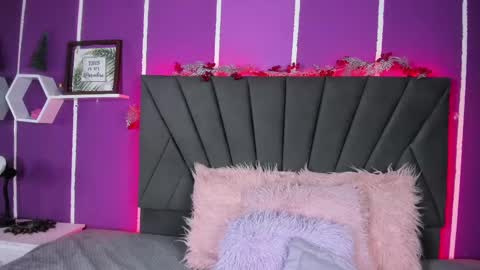 Cassie Jones online show from 18, 2, 2025