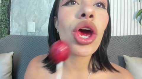 Cassie Jones online show from 8, 2, 2026