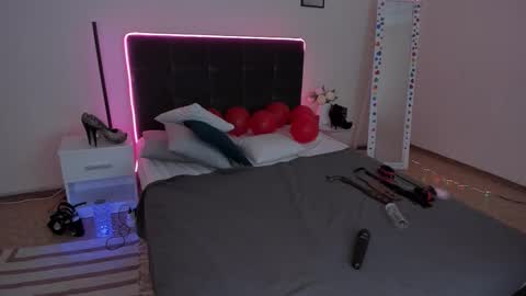 Cassie online show from 10, 3, 2025