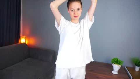 Snapshot of cassiehorridge chatting on 28, 7, 2026 Alice online show from 28, 7, 2026