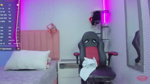 Snapshot of cassiehoward14 chatting on 28, 12, 2024 cassiehoward14 online show from 28, 12, 2024