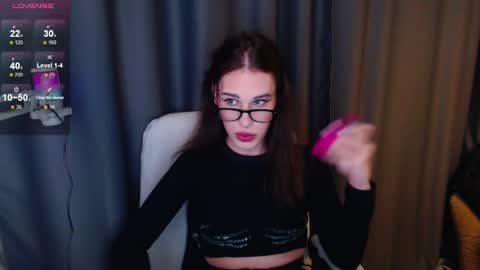 Cassie online show from 4, 3, 2025