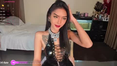 CassieValbalera online show from 22, 12, 2024